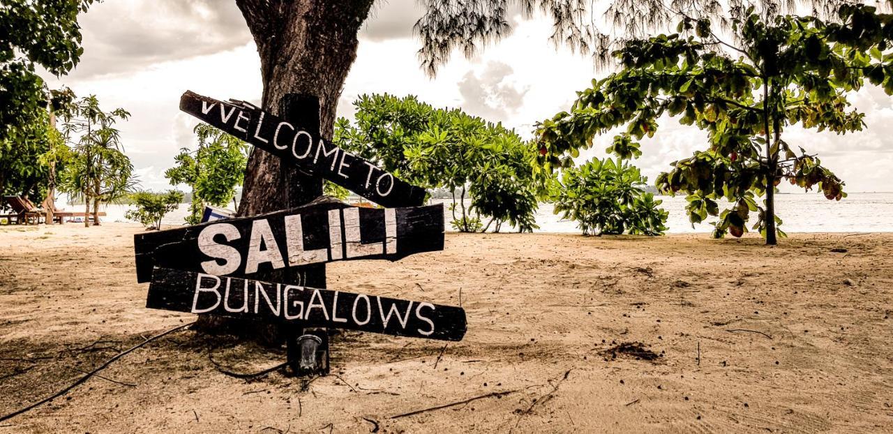Salili Bungalow Gili Islands Exterior photo