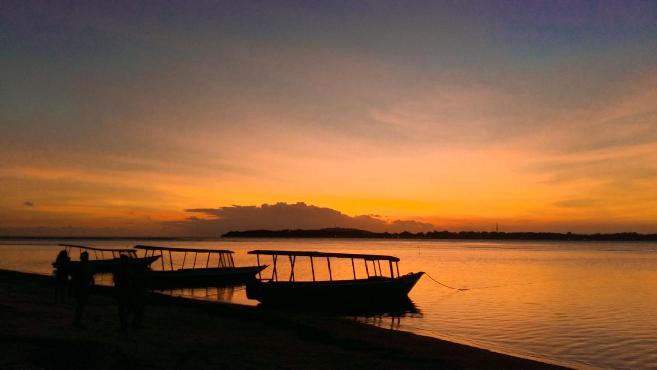 Salili Bungalow Gili Islands Exterior photo